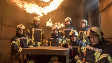 Zasłona do serialu "Feuer & Flamme" #1482548