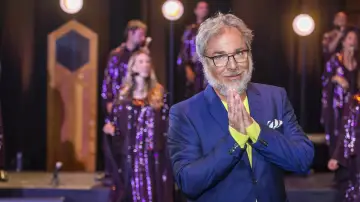 Zasłona к сериалу "Y