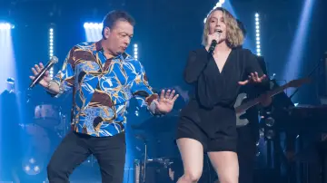 Zasłona do serialu "Belle et Bum" #1806718