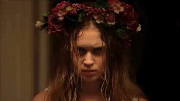 Zasłona к сериалу "Ostre przedmioty" #1401446