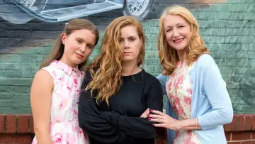 Zasłona к сериалу "Ostre przedmioty" #1401449