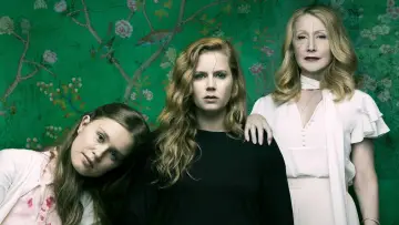 Zasłona к сериалу "Ostre przedmioty" #1401452