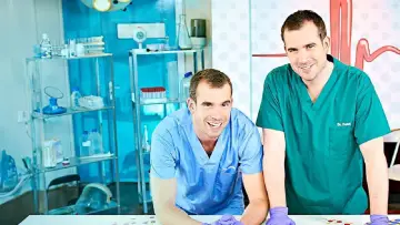 Zasłona к сериалу "Operation Ouch!" #1427430