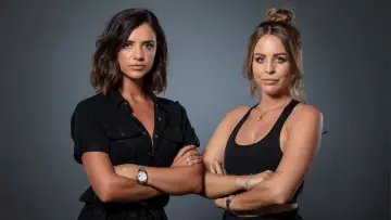 Zasłona к сериалу "Celebrity Hunted" #1317060