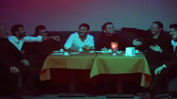Zasłona к сериалу "Dół" #1301901