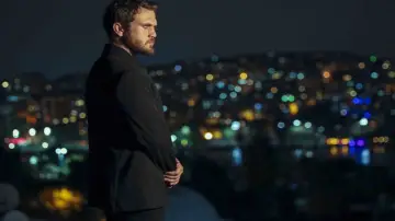 Zasłona к сериалу "Dół" #1301905