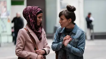 Zasłona do serialu "Les engagés" #1453995