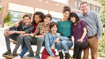 Zasłona к сериалу "Andi Mack" #1458264