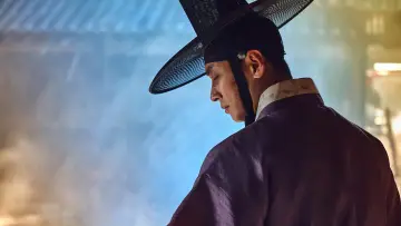Zasłona к сериалу "Kingdom" #1401722