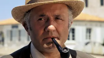 Zasłona do serialu "Les Enquêtes du commissaire Maigret" #1430748