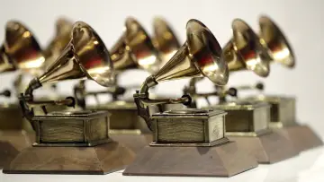 Zasłona do serialu "Latin Grammy Awards" #1863467