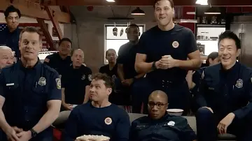 Zasłona к сериалу "9-1-1" #1318581