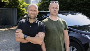 Zasłona do serialu "Hunted" #1417318