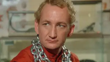 Zasłona do serialu "V: Ostateczna bitwa" #1670522