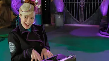 Zasłona к сериалу "Mystery Science Theater 3000" #1443323