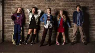Zasłona к сериалу "Derry Girls" #1428027