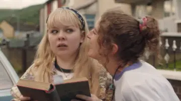 Zasłona к сериалу "Derry Girls" #1428062