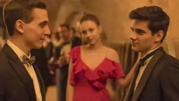 Zasłona к сериалу "Szkoła dla elity" #1278514