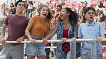 Zasłona do serialu "On My Block" #1456066