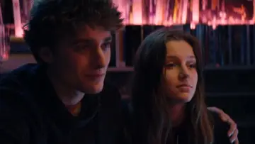 Zasłona к сериалу "SKAM France" #1359778