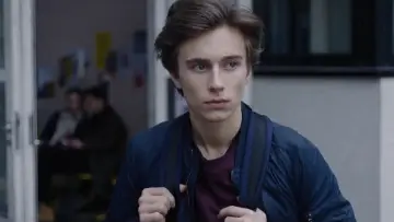 Zasłona к сериалу "SKAM France" #1359789