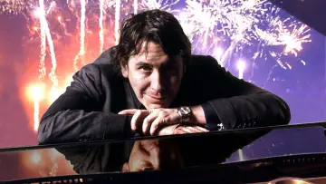 Zasłona do serialu "Jools