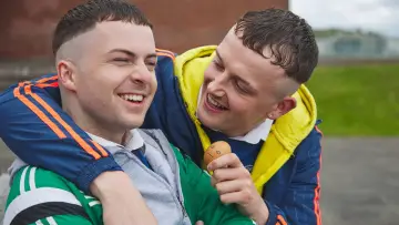 Zasłona к сериалу "The Young Offenders" #1482661