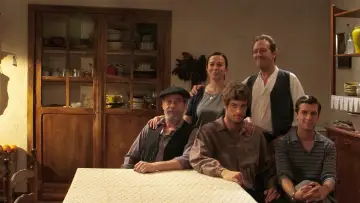 Zasłona do serialu "L