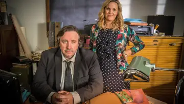 Zasłona к сериалу "Shakespeare i Hathaway: Prywatni detektywi" #1407306