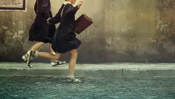 Zasłona к сериалу "Genialna przyjaciółka" #1362945