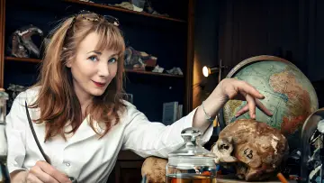 Zasłona do serialu "Alexandra Ehle" #1557820