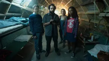 Zasłona к сериалу "Utopia" #1465879