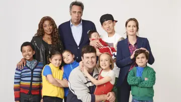 Zasłona к сериалу "Rodzice nie do pary" #1440677