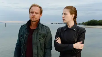 Zasłona к сериалу "Die Toten vom Bodensee" #1495715