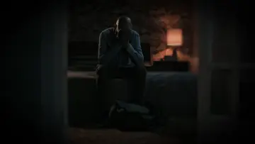Zasłona к сериалу "Mr Inbetween" #1387450