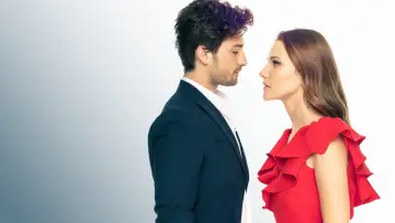 Zasłona к сериалу "Elimi Bırakma" #1407752