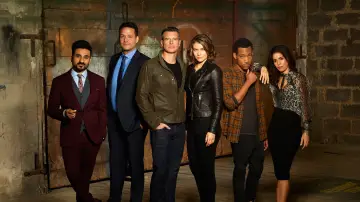 Zasłona к сериалу "Whiskey Cavalier" #1401571