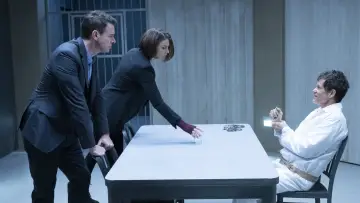 Zasłona к сериалу "Whiskey Cavalier" #1401579