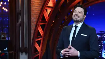 Zasłona do serialu "The Noite com Danilo Gentili" #1587224