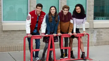 Zasłona к сериалу "High School Musical: Serial" #1360580