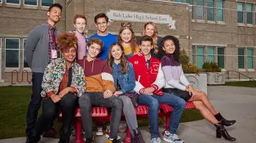 Zasłona к сериалу "High School Musical: Serial" #1360587
