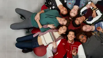 Zasłona к сериалу "High School Musical: Serial" #1360590