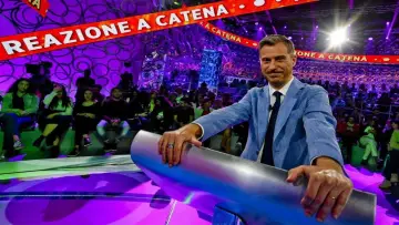 Zasłona do serialu "Reazione a catena - L