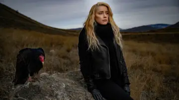 Zasłona к сериалу "Bastion" #1469476