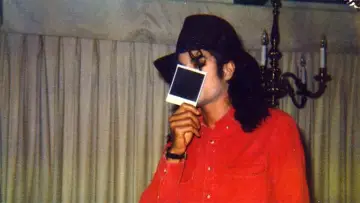 Zasłona к сериалу "Leaving Neverland" #1470847
