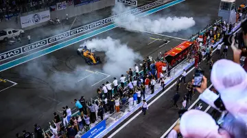 Zasłona к сериалу "Formula 1: Jazda o życie" #1367129