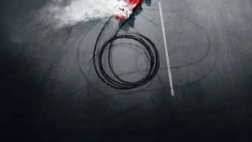 Zasłona к сериалу "Formula 1: Jazda o życie" #1367143
