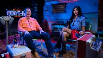 Zasłona к сериалу "The Last Drive-in with Joe Bob Briggs" #1436040