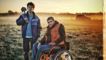 Zasłona к сериалу "Jak sprzedawać dragi w sieci (szybko)" #1459375