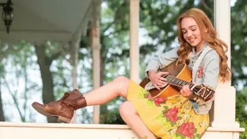 Zasłona do serialu "Holly Hobbie" #1869820